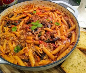 Pasta di Penne alla Salsiccia italiana piccante